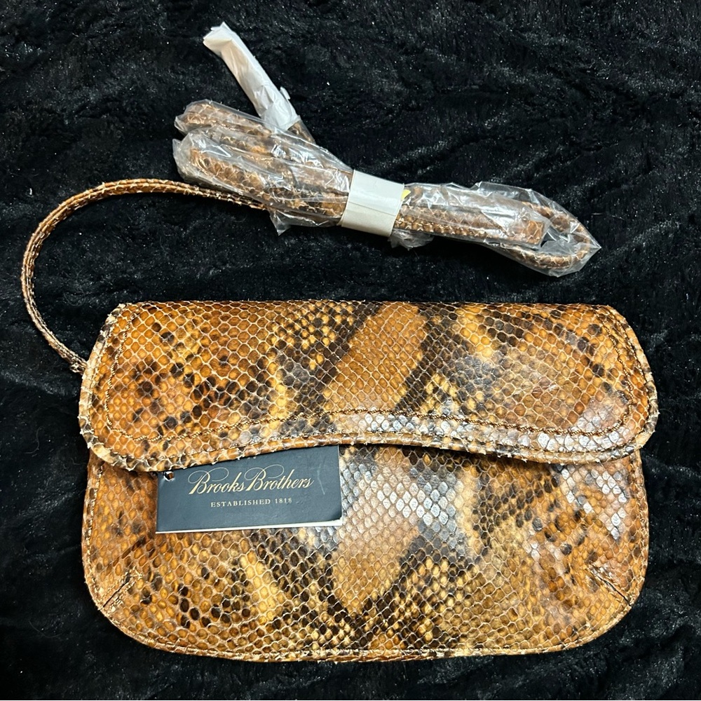 Brooks Brothers leather purse